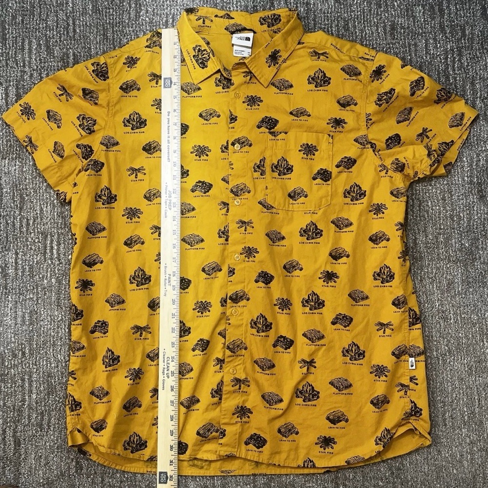 The North Face Men’s Baytrail Pattern Yellow Graphic Men's Shirt - Picture 6 of 11